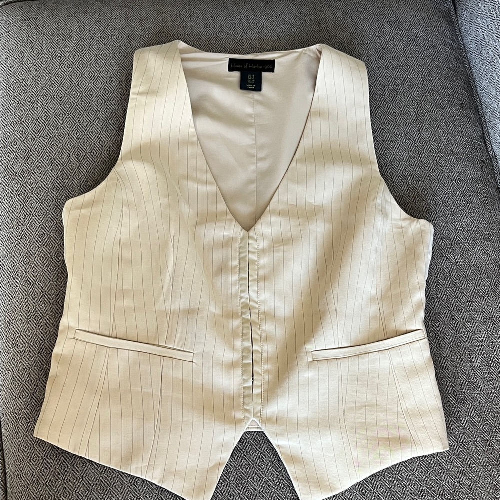 House of Harlow 1960 Beige Satin Vest